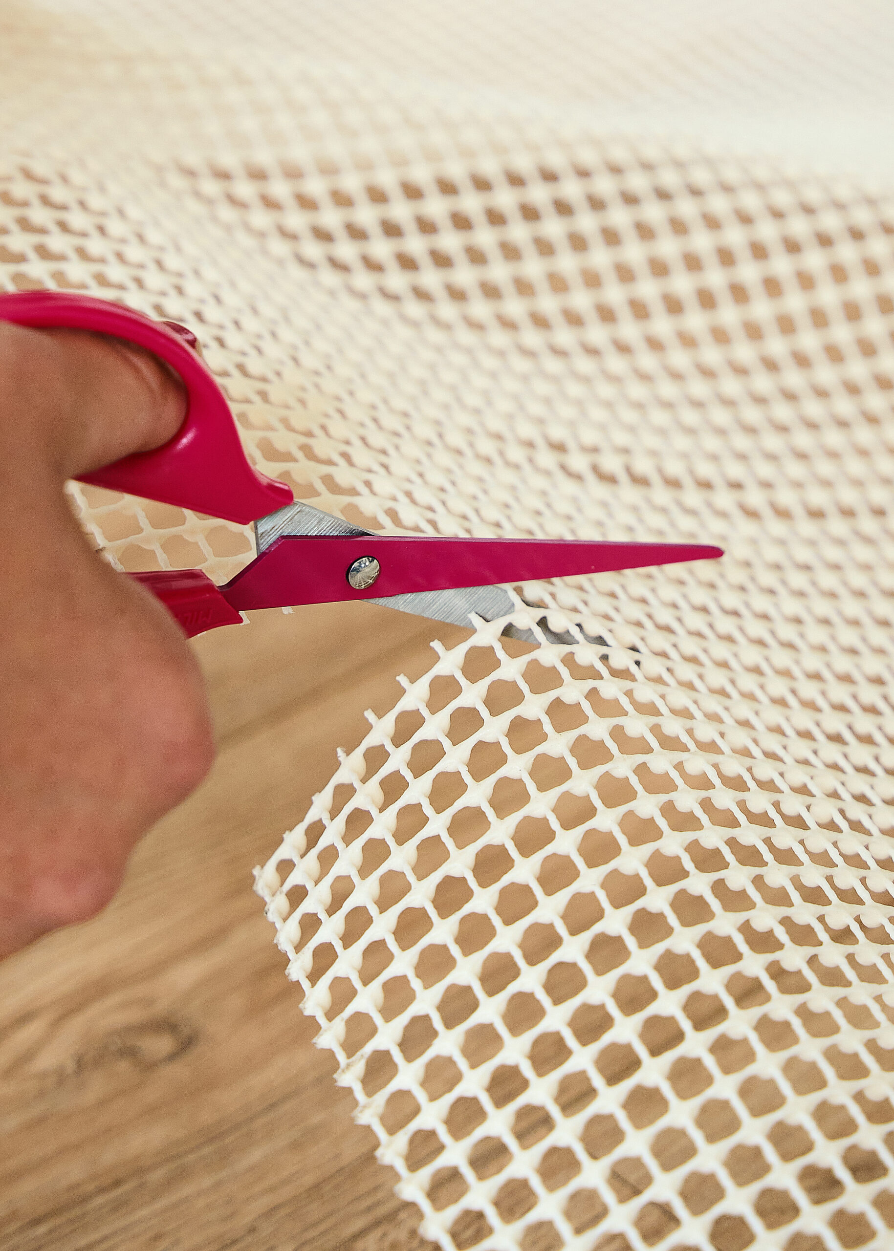 Antirutschmatte unter dem Teppich